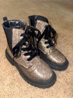 Primark Kids Metallic Pink Glitter Combat Boots with Black Laces Size 12